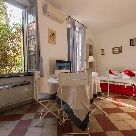 Isotta Apartment